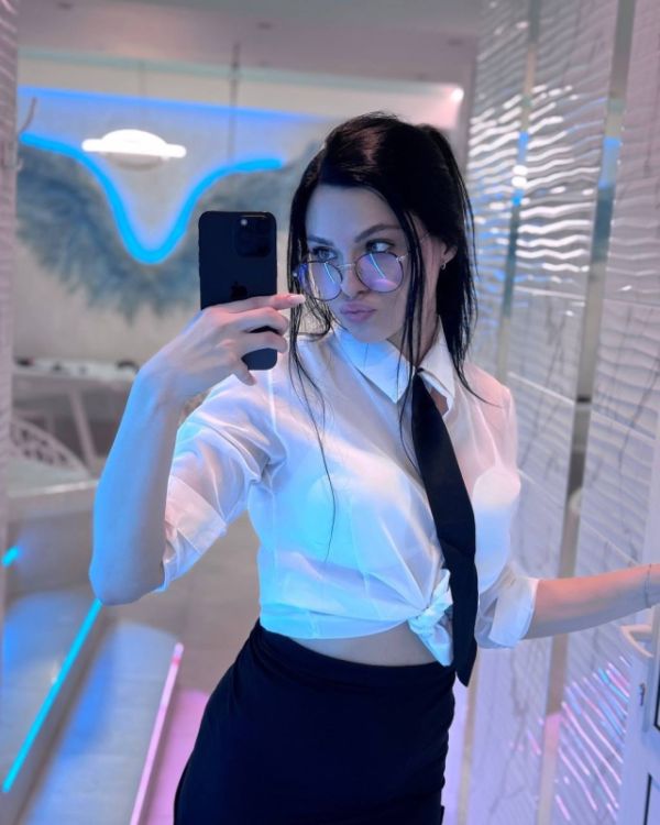 Алина, 27