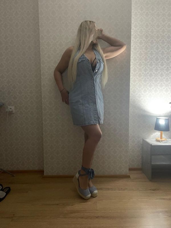 Карина, фото